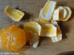 peler à vif une mandarine