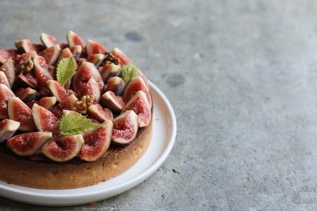 La tarte aux figues, noix et shiso de Yann Couvreur