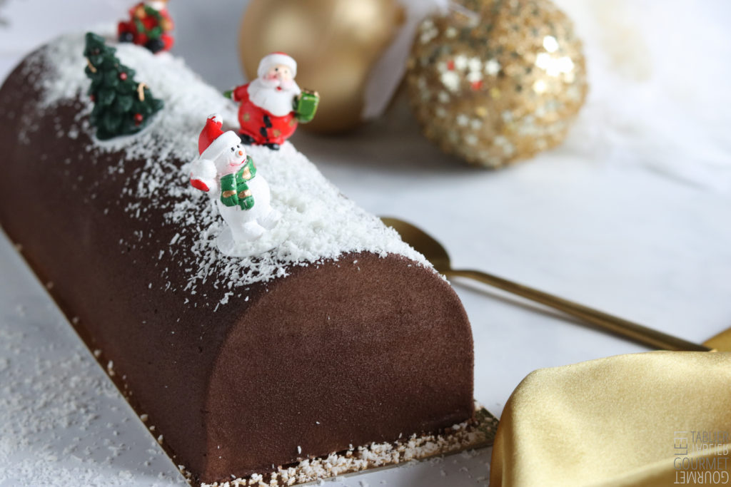 La bûche de Noël aux trois chocolats pour les fêtes
