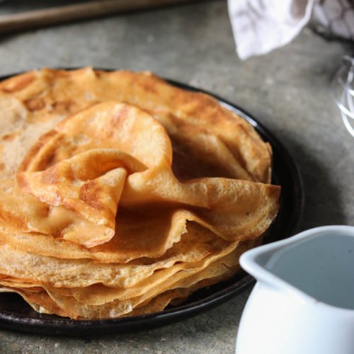 Les crêpes à la mandarine et fève de tonka de Nina Métayer