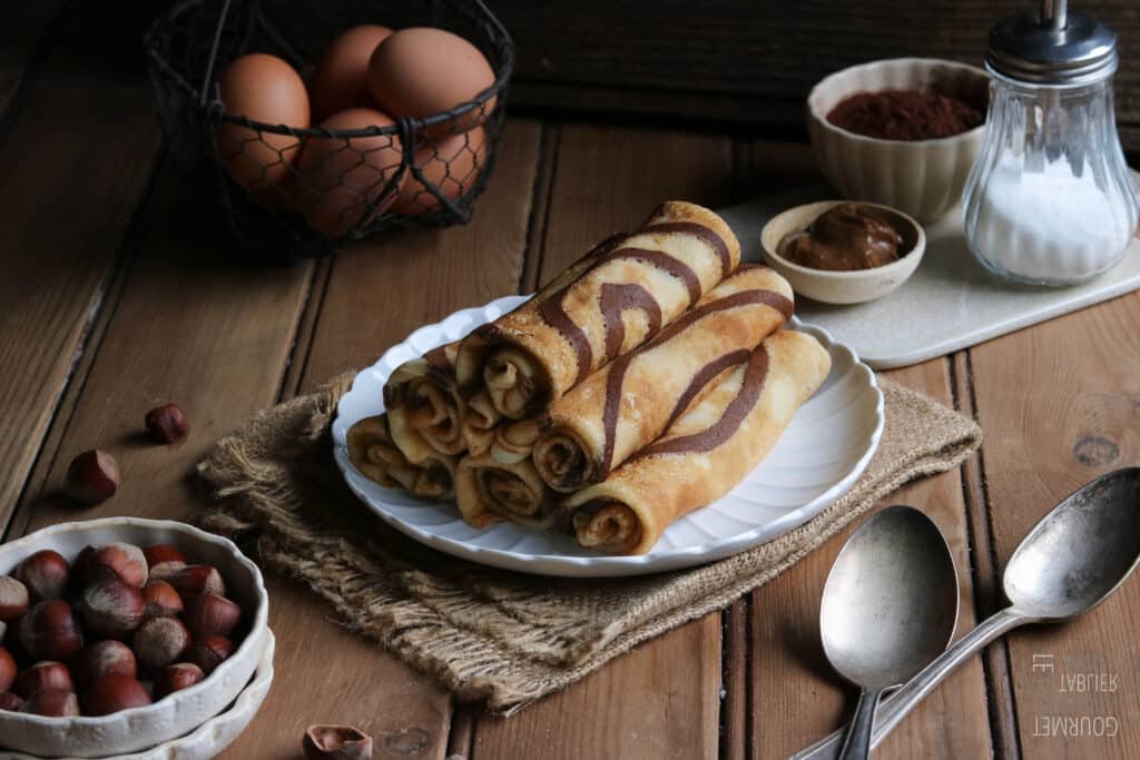 Des crêpes zébrées au cacao et à la noisette
