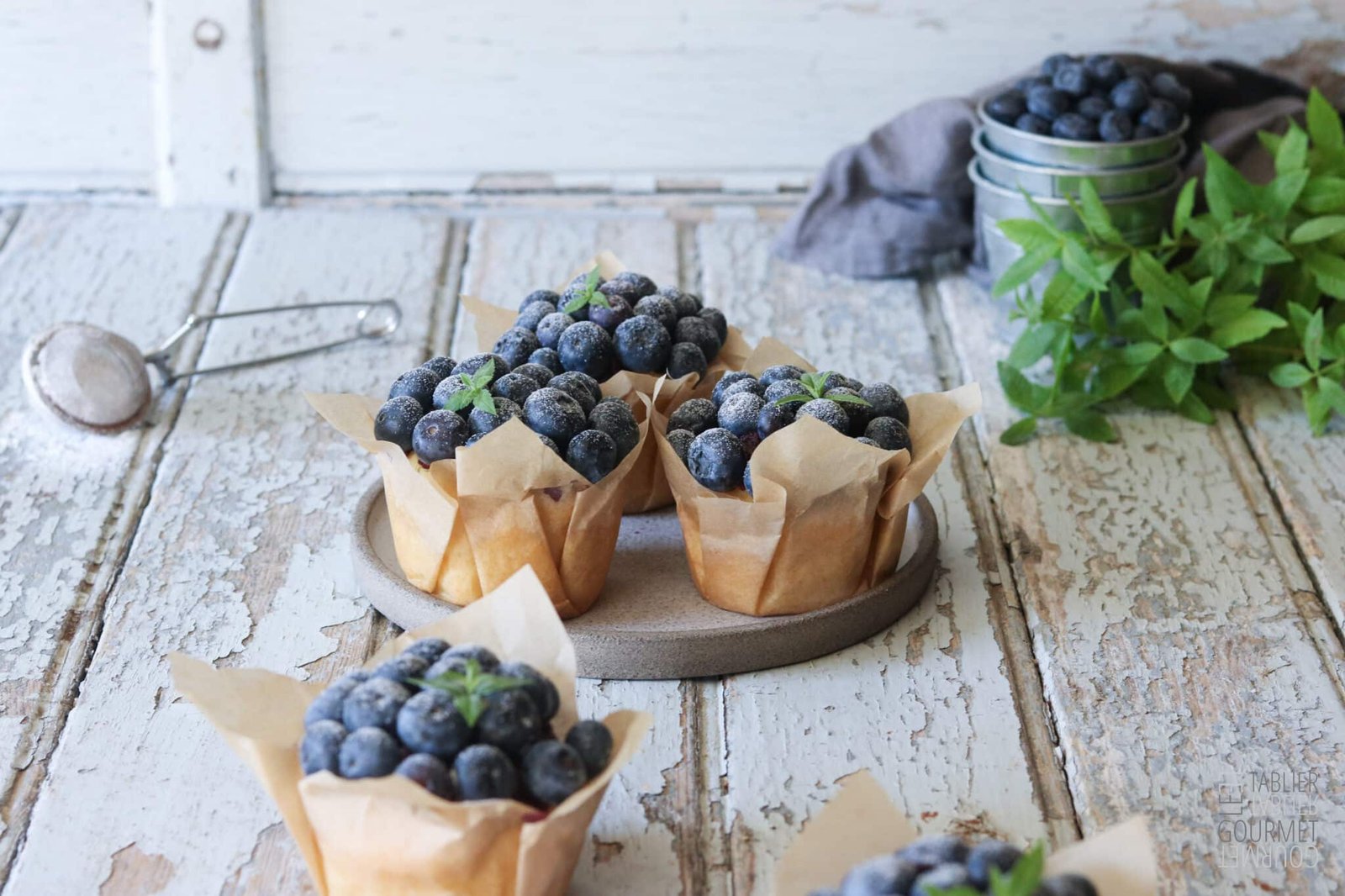 Une foule de muffins à la myrtille